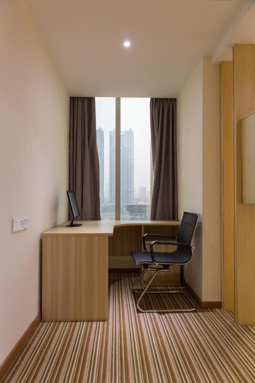 Yu Ting Hotel - Dong Chen Hotel Branch Canton Extérieur photo